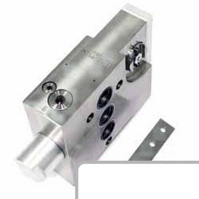 Rozdzielacz Hydrauliczny 04358546 - Intertraktor