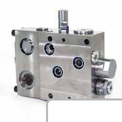 Rozdzielacz Hydrauliczny 89845C91 - Intertraktor