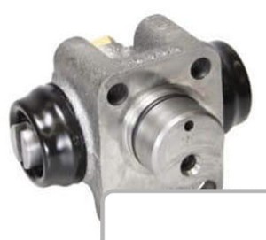 Cylinderek hamulcowy R28038A1