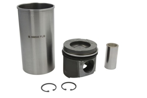 Zestaw naprawczy, tłoki / tuleje cylindrowe 99 662 961 - Intertraktor