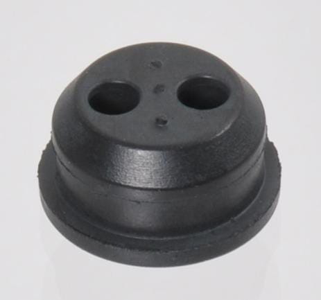 Tuleja gumowa węża paliwowego 17504ZM3003 - Intertraktor