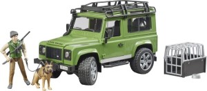 Land Rover Defender ze strażnikiem leśnym i psem U02587