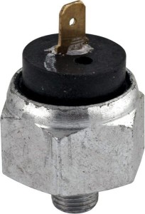 Czujnik ciśnienia oleju C-385 83355942N