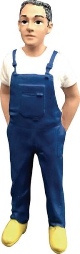 Figurka mężczyzny w drewniakach ADF32106 - Intertraktor