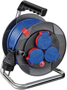 Przedłużacz bębnowy 15 m AT-N05V3V3-F 3G1.5 niebieski EM1079850