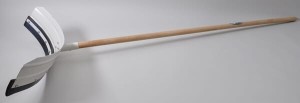 Zgarniak do obornika półokrągły z trzonkiem 75 cm 928085