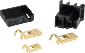 Wtyczka alternatora AMP152455