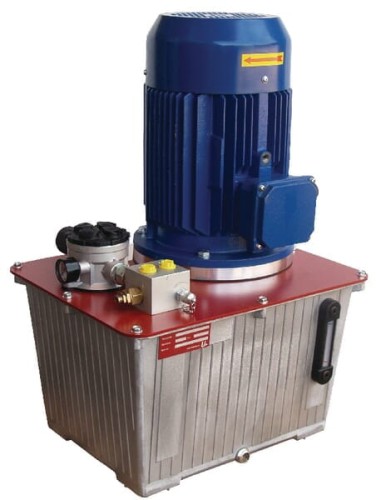 Agregat PP 44 litry 11 ccm 5.5 kW PP85B001 - Intertraktor