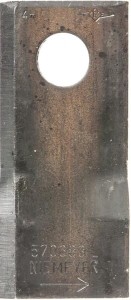 Nożyk kosiarki rotacyjnej lewy 107x48x4 mm otwór Ø 19 mm okrągły pasuje do Niemeyer 570683