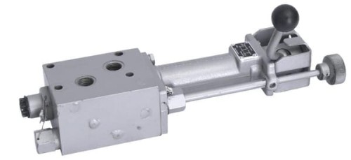 Rozdzielacz hydrauliczny pod siedzenie, pasuje do C-330 26900042371011 - Intertraktor