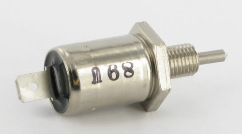 Przełącznik elektromagnetyczny dopływu paliwa 211882011 - Intertraktor