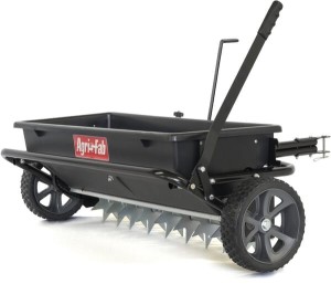 Rozsiewacz skrzyniowy z wertykulatorem zaczepiany 42" 100 l  450543