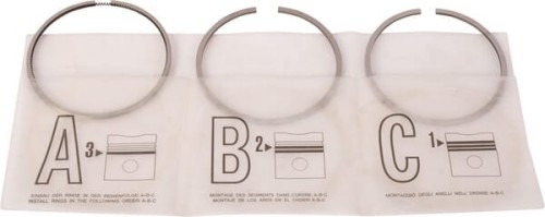 Zestaw pierścieni tłokowych 007800526 - Intertraktor