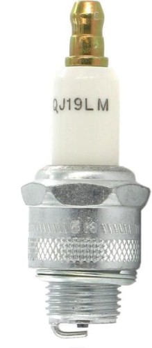 Świeca zapłonowa QJ9LM 1185501340 - Intertraktor