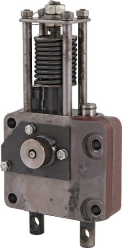 Rozdzielacz hydrauliczny wzmacniacza momentu i sprzęgła, pasuje do C-385 6-cyl. 26900086142100 - Intertraktor