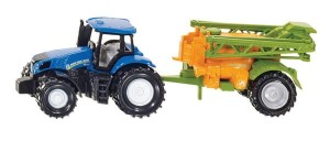 Ciągnik New Holland z opryskiwaczem polowym S01668