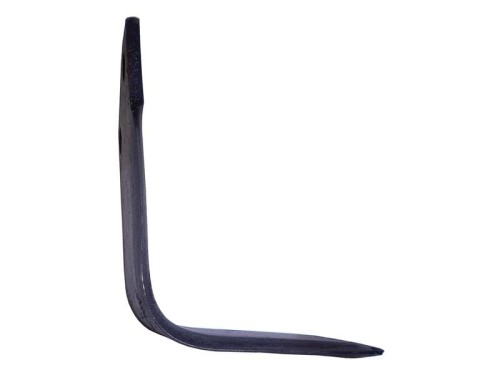 Nóż do glebogryzarki Kwadrat prawa strona 70x7mm Wysokość: 158mm. odległość pomiedzy otworami: 46mm. Otwór Ø: 14.5mm. Zastępuje Sovema Zastępuje: 900111010 S.21988 - Intertraktor