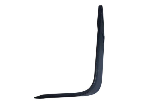 Nóż do glebogryzarki Kwadrat lewa 70x7mm Wysokość: 158mm. odległość pomiedzy otworami: 46mm. Otwór Ø: 14.5mm. Zastępuje Sovema Zastępuje: 900111009 S.21989 - Intertraktor