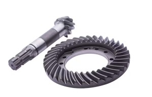 Wałek atakujący z kołem 8x36, 8/36 przekładnia kątowa Massey Ferguson 3764052M91 3764052M92