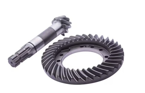 Wałek atakujący z kołem 8x36, 8/36 przekładnia kątowa Massey Ferguson 3764052M91 3764052M92 - Intertraktor